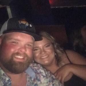 Meet your Posher, Levi